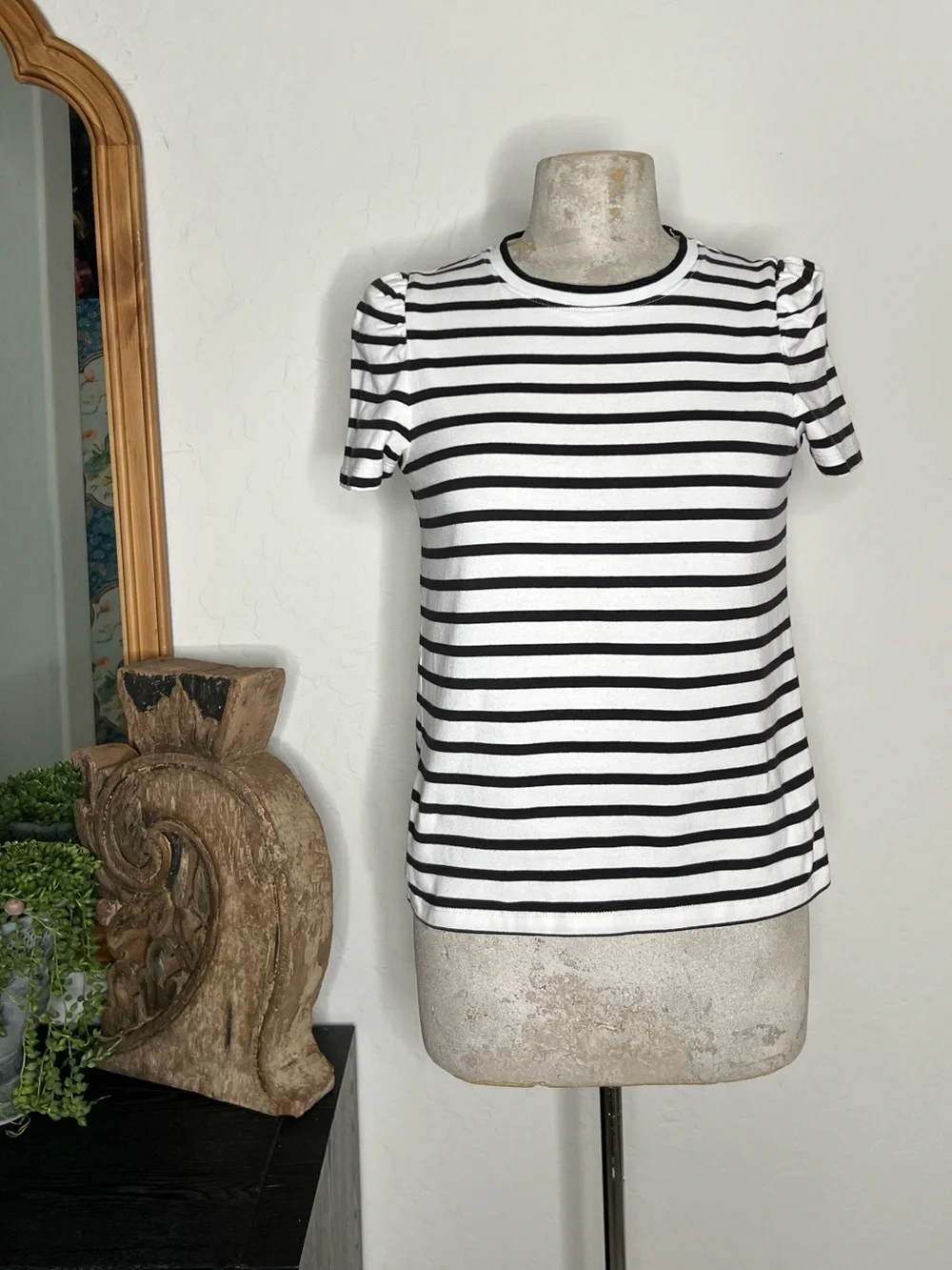 kate spade Black & White Striped Short Sleeve Crewneck Tee